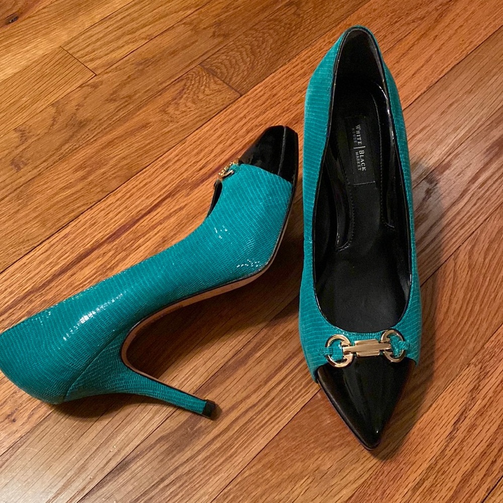 WHBM heels teal pouted toe size 7 like new. Wore 1 time to take a picture.